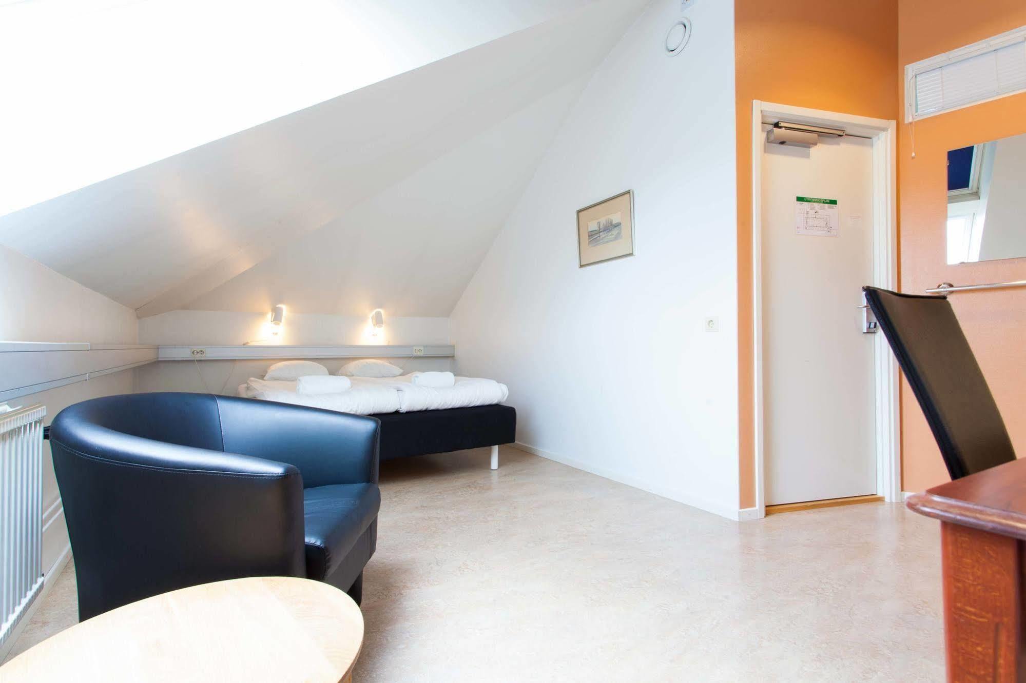Pronova Hotell & Vandrarhem Norrköping Exterior foto